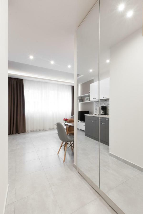 Valaoritou Studio Eleonora Thessaloniki Exterior foto